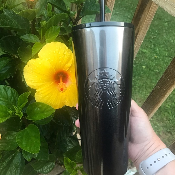 black glitter gradient starbucks cup